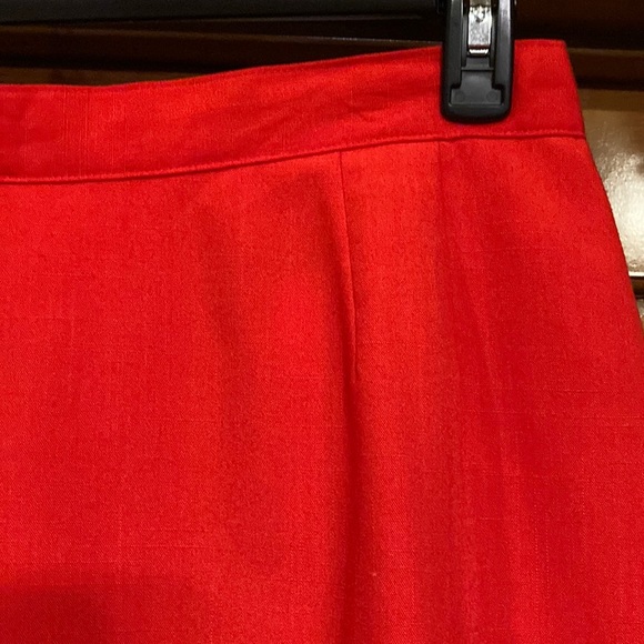 Size 14W/16 Red Sag Harbor Skirt with flex waist - Picture 2 of 9